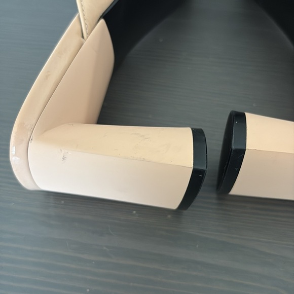 Marc Fisher Cadence Heeled Square Toe Sandal Thong Patent Leather Beige 8.5 - Picture 10 of 13